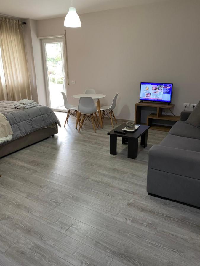 Apartamente Oslo Vlorë 외부 사진