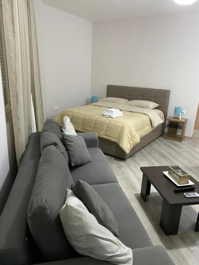 Apartamente Oslo Vlorë 외부 사진