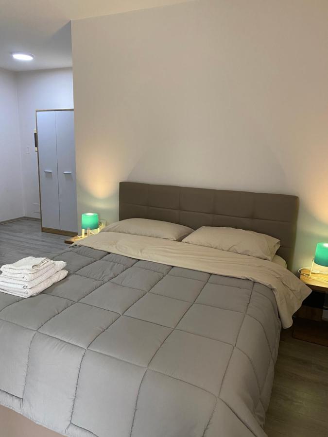 Apartamente Oslo Vlorë 외부 사진