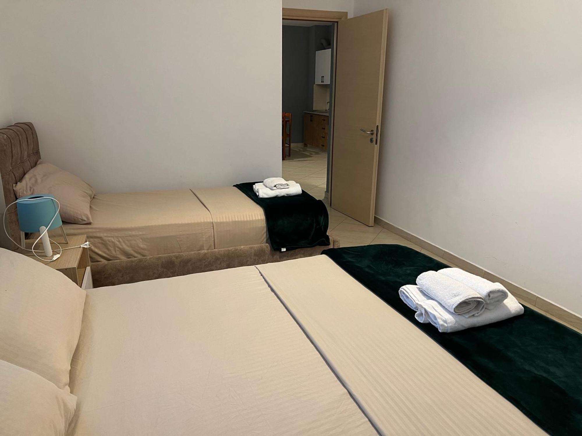 Apartamente Oslo Vlorë 외부 사진